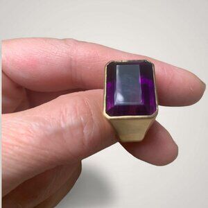 18k Yellow Gold Emerald Cut Amethyst Cocktail Ring Sz 5